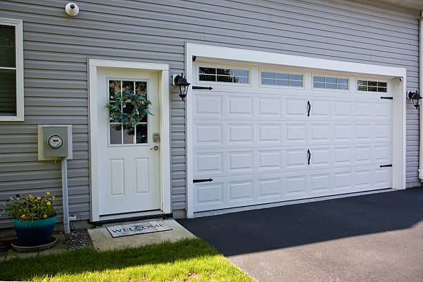 24/7 Emergency Garage Door Roller Replacement experts in Ferron, UT